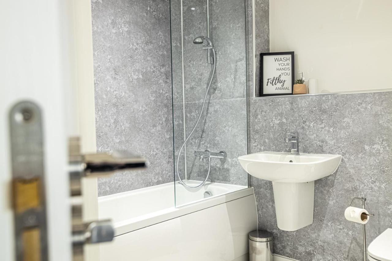 Modern Luxe 1 & 2 Bed Apts Near Granby Plaza By Sojo Stay Leicester Exteriör bild
